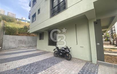 BAYRAKLI POSTACILAR'DA BOŞ 1+1 SATILIK DAİRE 