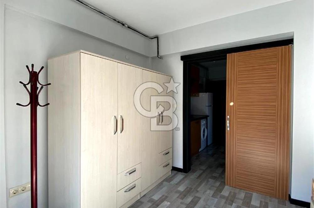 GÖRÜKLE MERKEZİ KONUMDA 1+1 EŞYALI ARAKAT KİRALIK DAİRE