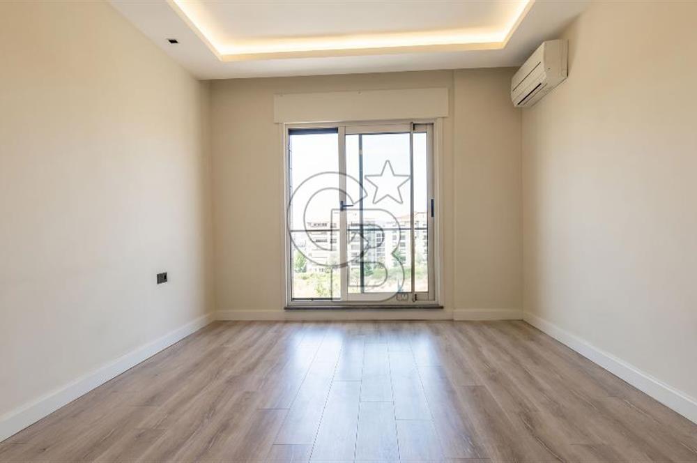 Bursa Nilüfer Balat Mah. ONA 162 Sitesi'nde Satılık 4+1 Daire