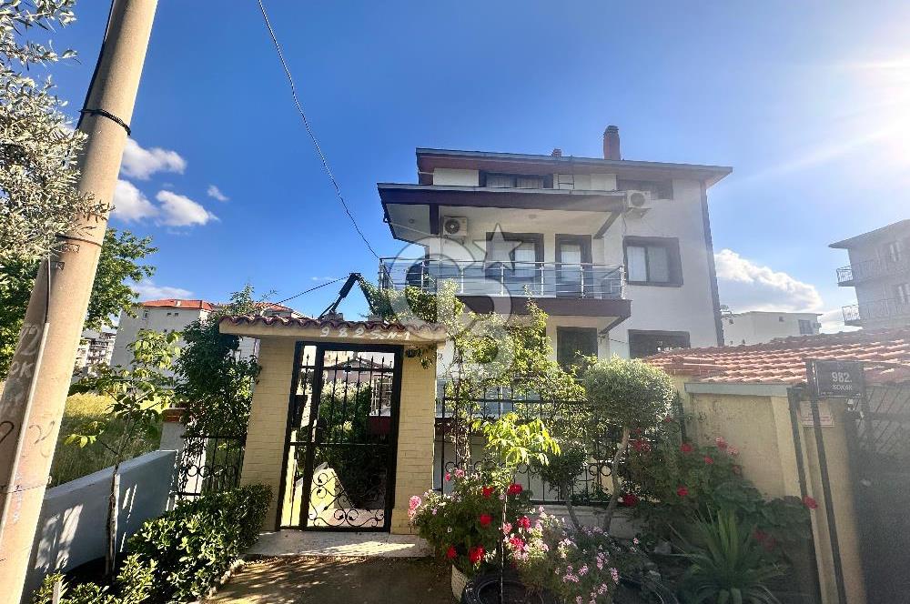 Bornova’da Temiz, Boyalı, Geniş ve Kullanışlı 3+1 Kiralık Daire