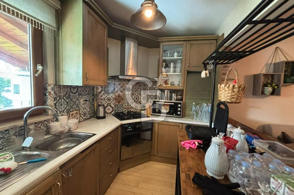 Mavi ve Yeşil Bir Arada: Sahil Yanı, Sosyal Tesisli 3.5+1 Villa