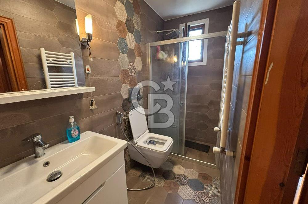 Mavi ve Yeşil Bir Arada: Sahil Yanı, Sosyal Tesisli 3.5+1 Villa