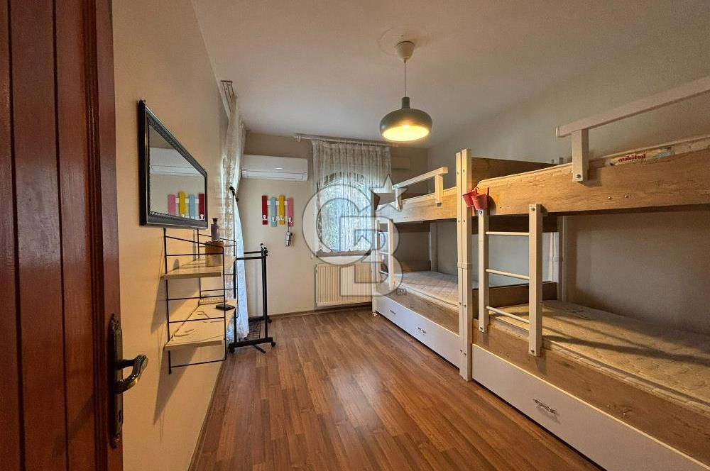 Mavi ve Yeşil Bir Arada: Sahil Yanı, Sosyal Tesisli 3.5+1 Villa