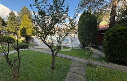 Mavi ve Yeşil Bir Arada: Sahil Yanı, Sosyal Tesisli 3.5+1 Villa