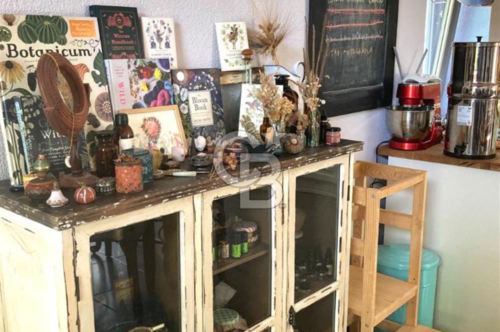 KAZDAĞLARI ASSOS'TA MASAL GİBİ EŞYALI TAŞ EV