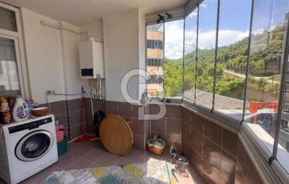 YOMRA SANCAK MERKEZDE DENİZ MANZARALI DAİRE