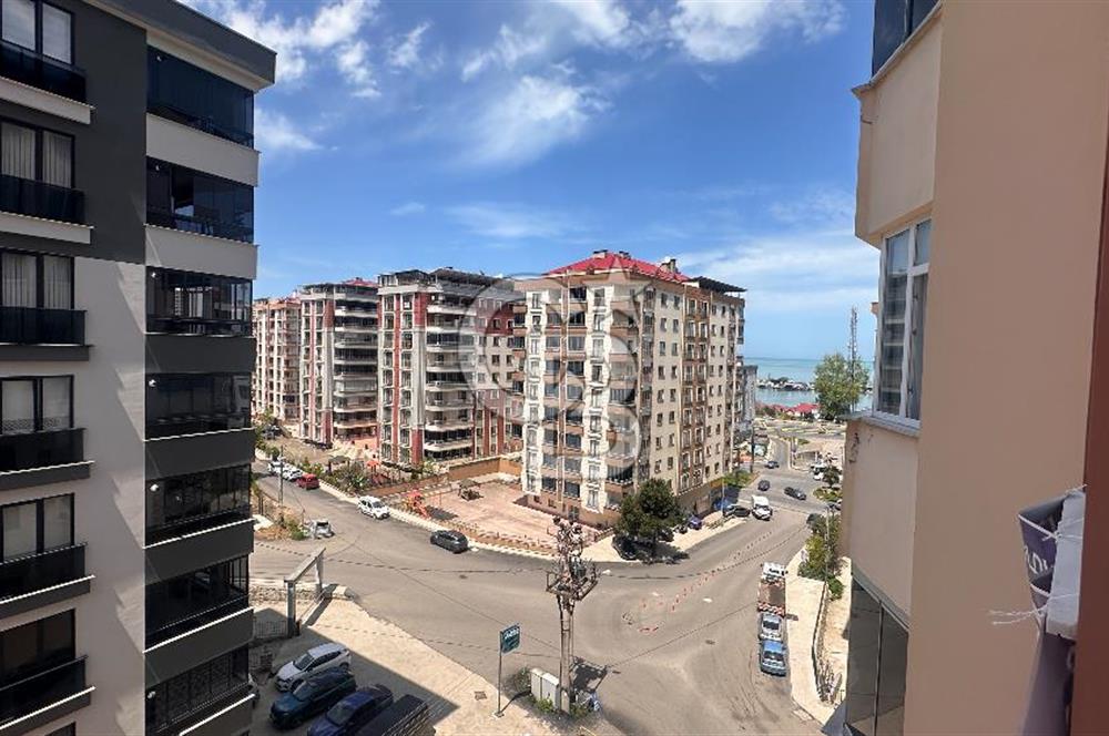 YOMRA SANCAK MERKEZDE DENİZ MANZARALI DAİRE