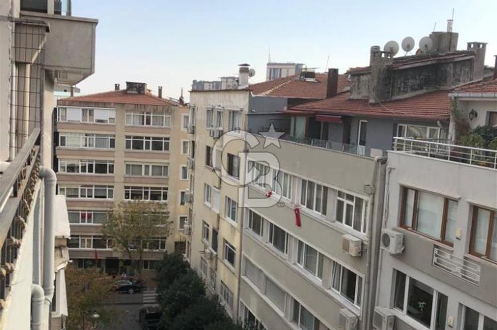 Teşvikiye AmerikanHastanesi Arkası Teraslı Balkonlu Manzaralı2+1