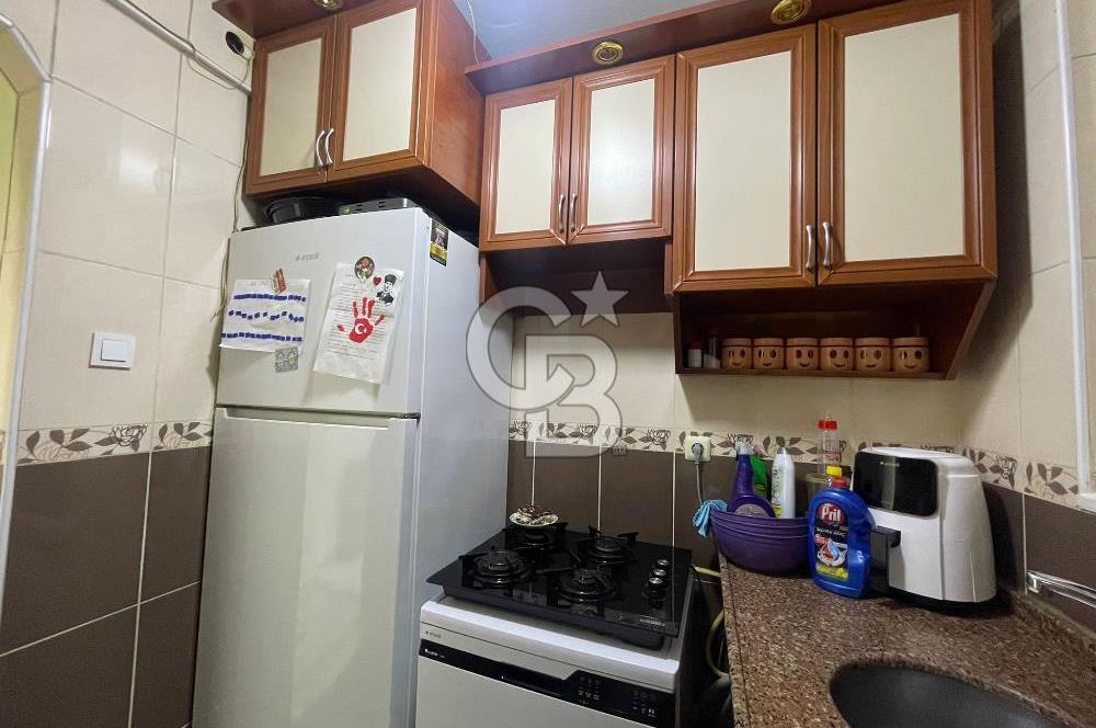 Ömer Hayyam Caddesinde Temiz Masrafsız 2+1