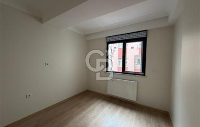 ÜSKÜDAR LİBADİYE DE SATILIK 2+1 DAİRE