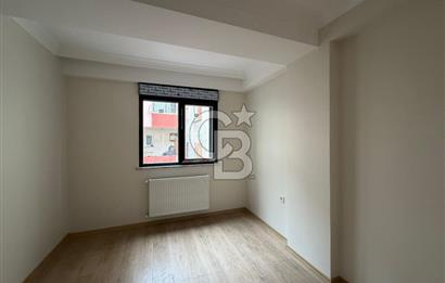 ÜSKÜDAR LİBADİYE DE SATILIK 2+1 DAİRE