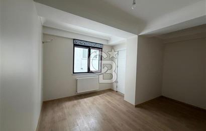ÜSKÜDAR LİBADİYE DE SATILIK 2+1 DAİRE