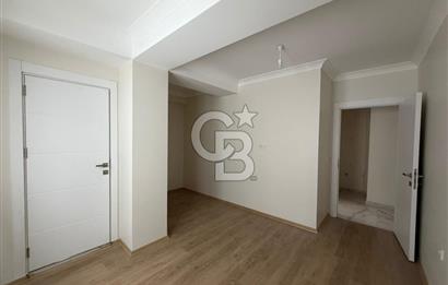 ÜSKÜDAR LİBADİYE DE SATILIK 2+1 DAİRE