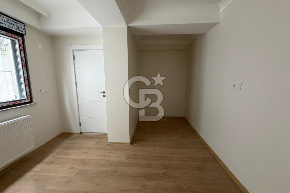 ÜSKÜDAR LİBADİYE DE SATILIK 2+1 DAİRE