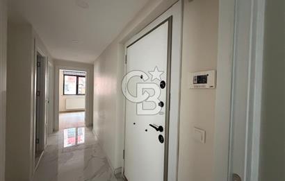 ÜSKÜDAR LİBADİYE DE SATILIK 2+1 DAİRE