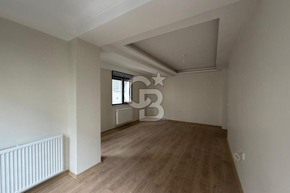 ÜSKÜDAR LİBADİYE DE SATILIK 2+1 DAİRE