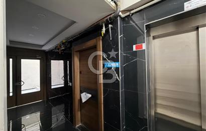 ÜSKÜDAR LİBADİYE DE SATILIK 2+1 DAİRE