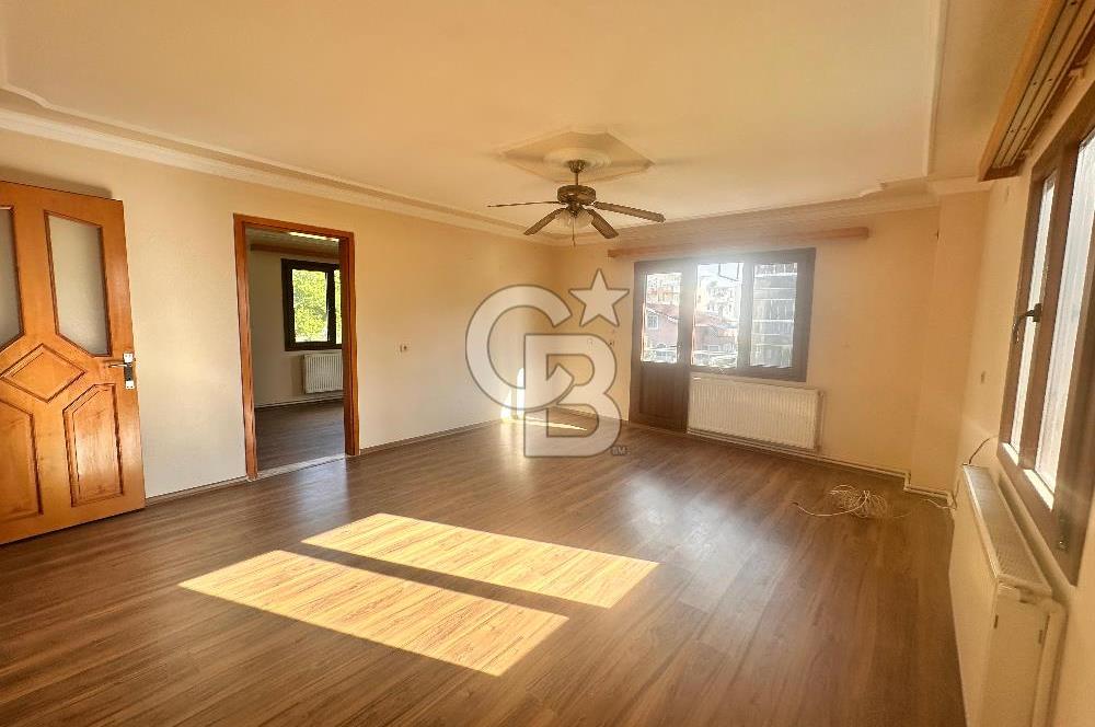 Bornova’da Temiz, Boyalı, Geniş ve Kullanışlı 3+1 Kiralık Daire