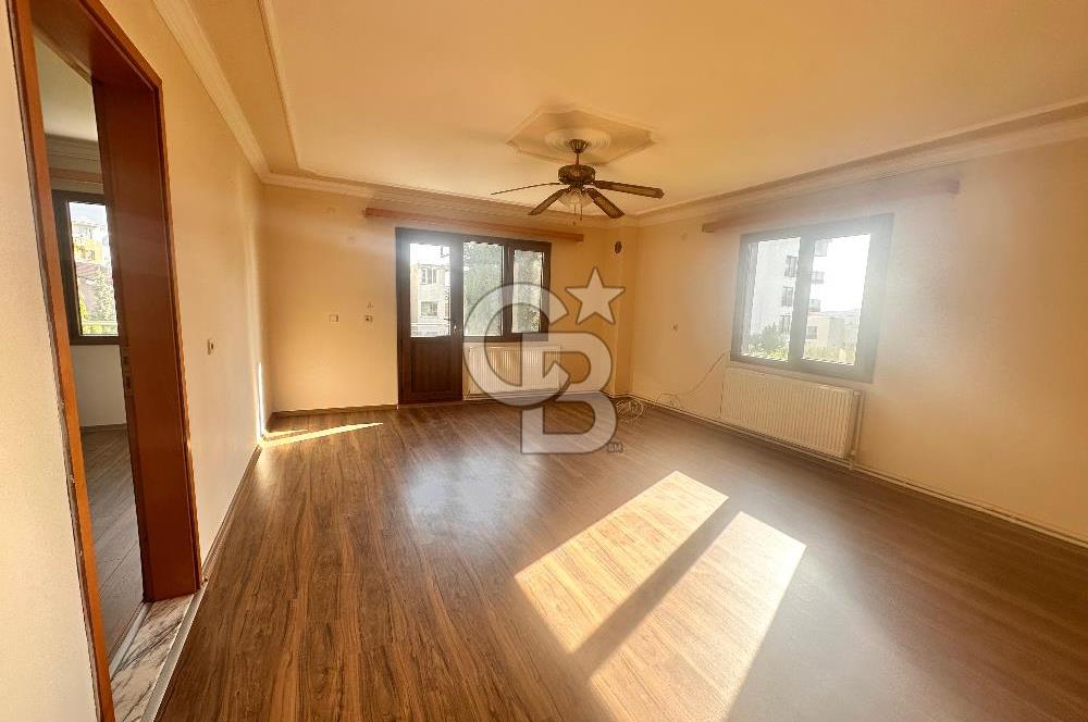Bornova’da Temiz, Boyalı, Geniş ve Kullanışlı 3+1 Kiralık Daire