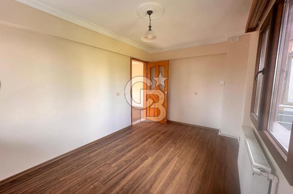 Bornova’da Temiz, Boyalı, Geniş ve Kullanışlı 3+1 Kiralık Daire