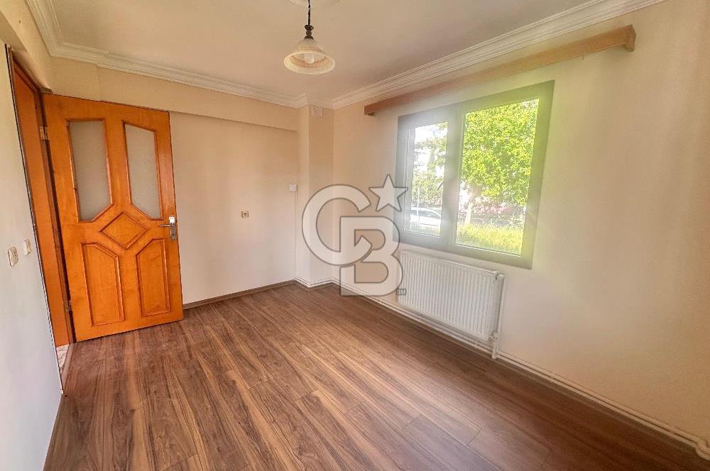 Bornova’da Temiz, Boyalı, Geniş ve Kullanışlı 3+1 Kiralık Daire