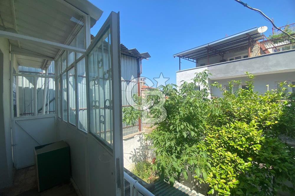 KONAK GÜNEY MAH. KOMPLE SATILIK 149 M2 OTURUMLU 2 KATLI BİNA 