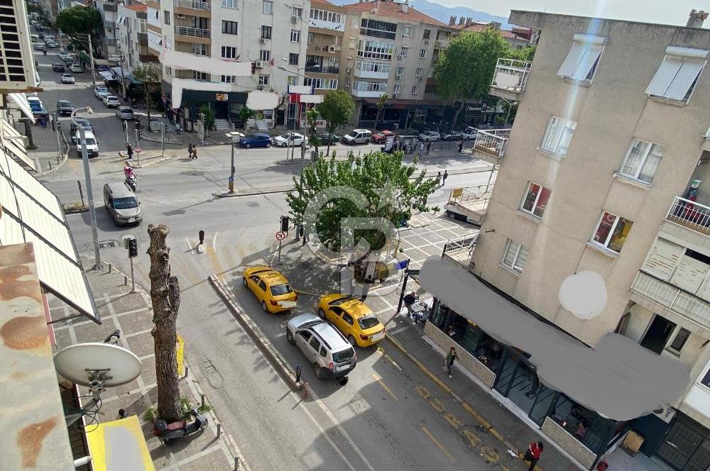 BUCA BARIŞ mah. MENDERES cad. SATILIK D.GAZLI 3+1 DAİRE