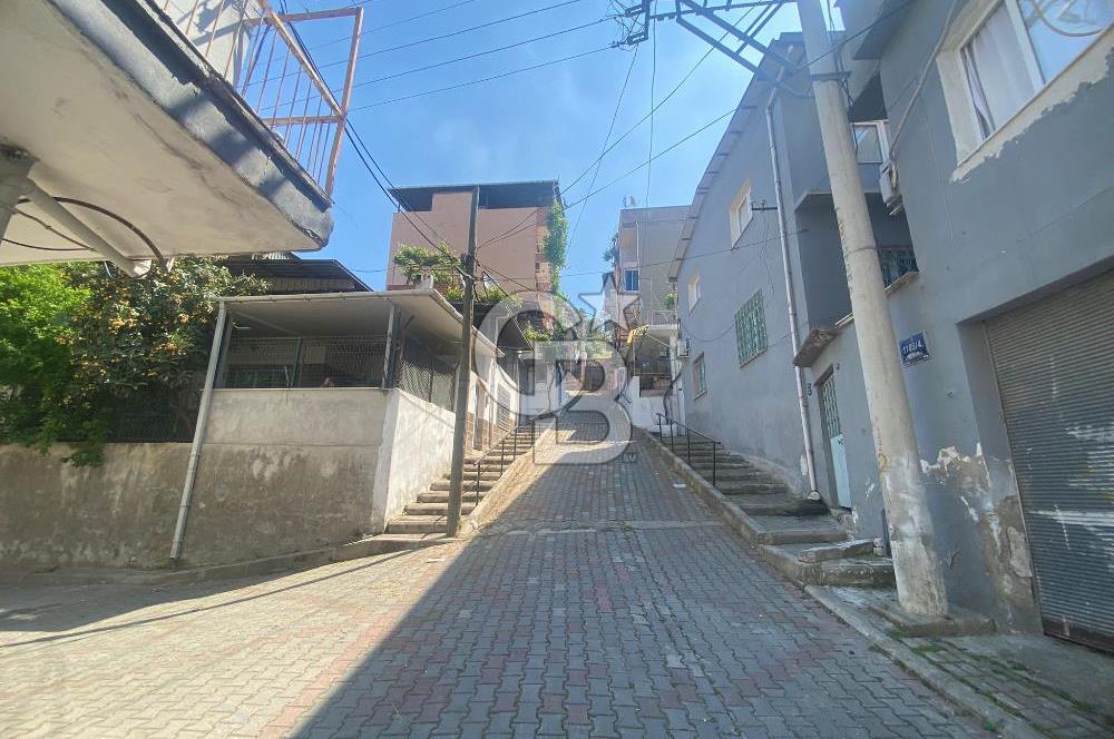 KONAK GÜNEY MAH. KOMPLE SATILIK 149 M2 OTURUMLU 2 KATLI BİNA 