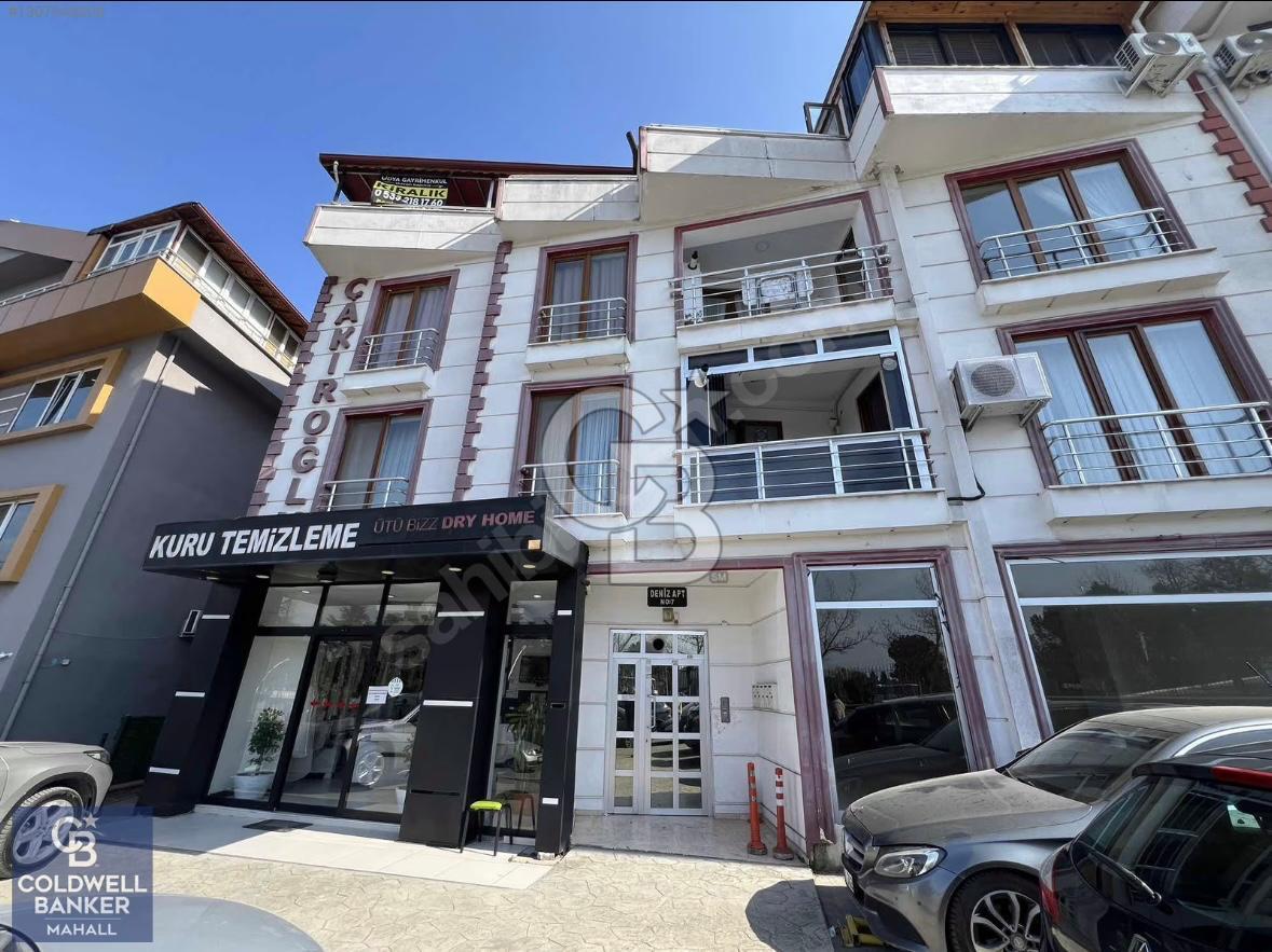 Gölcük Merkez'de Satılık 3+1 Daire, 145m², Askeriye Karşısı