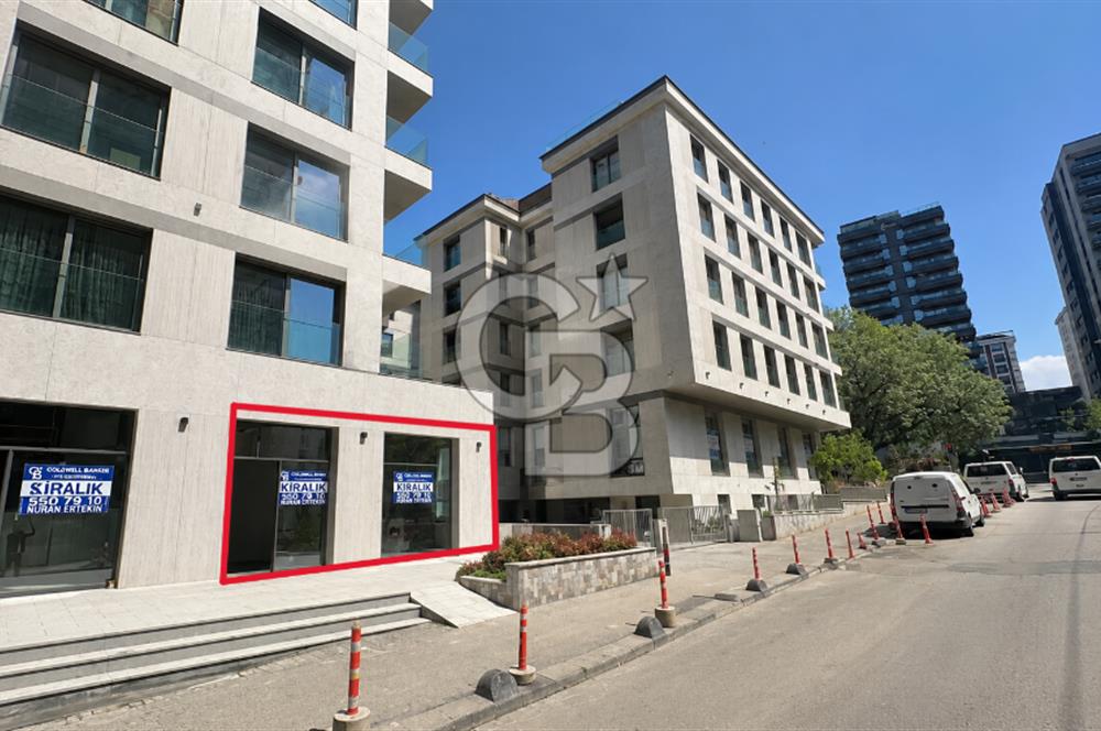 FENERYOLU BAĞDAT CD.'NE 1.KÖŞE KONUMLU 46M2 ÖN KULLANIMLI DÜKKAN