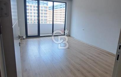 Pendik Yenişehir Lens AVM 1+1 Kiralık Daire
