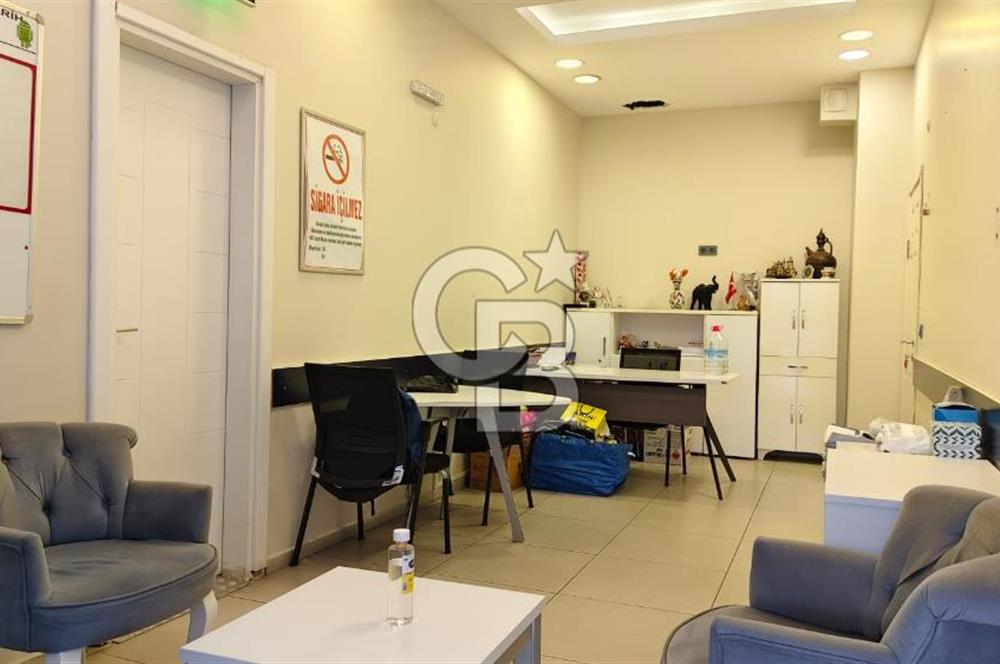 Karşıyaka, Tuna Mah., Çarşı içinde 30 m2 Satılık Dükkan & Mağaza