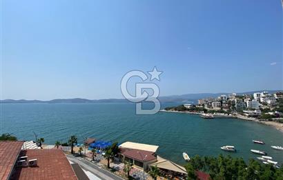 GÜLLÜK'TE DENİZE SIFIR ÖNÜ AÇIK FULL DENİZ MANZARALI GENİŞ 3+1
