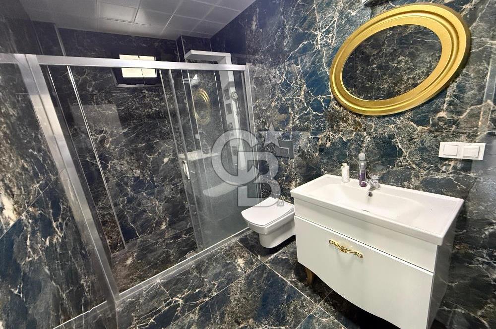 Urla Kuşçular da Havuzlu ,Geniş Bahçeli Satılık Villa