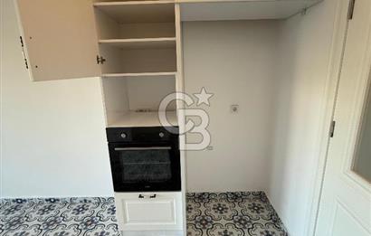 Urla Kuşçular da Havuzlu ,Geniş Bahçeli Satılık Villa