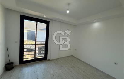 Urla Kuşçular da Havuzlu ,Geniş Bahçeli Satılık Villa