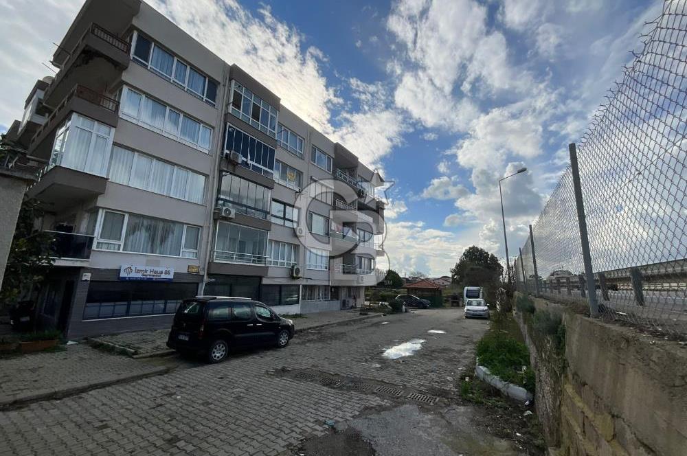 Güzelbahçe Siteler de Geniş 3+1 Kiralık Daire