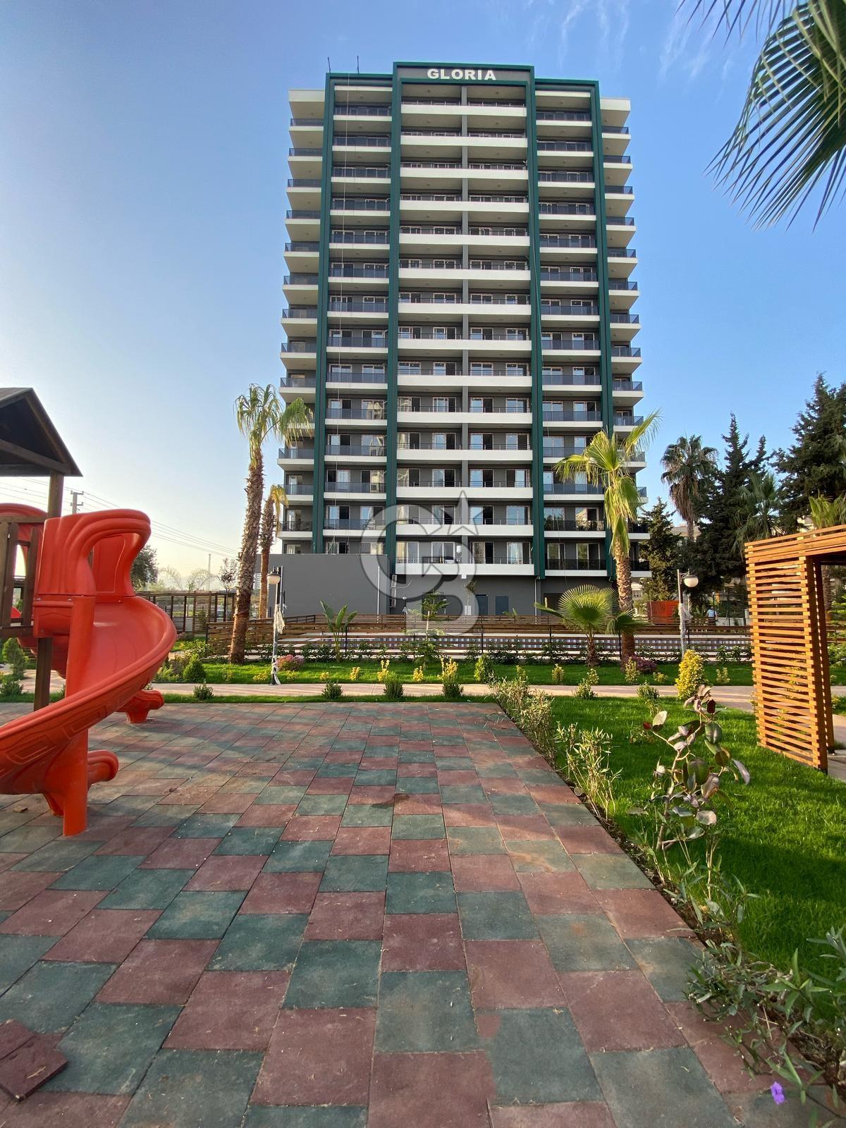 Mezitli Deniz Mahallesinde Kiralık Havuzlu 1+1 Daire