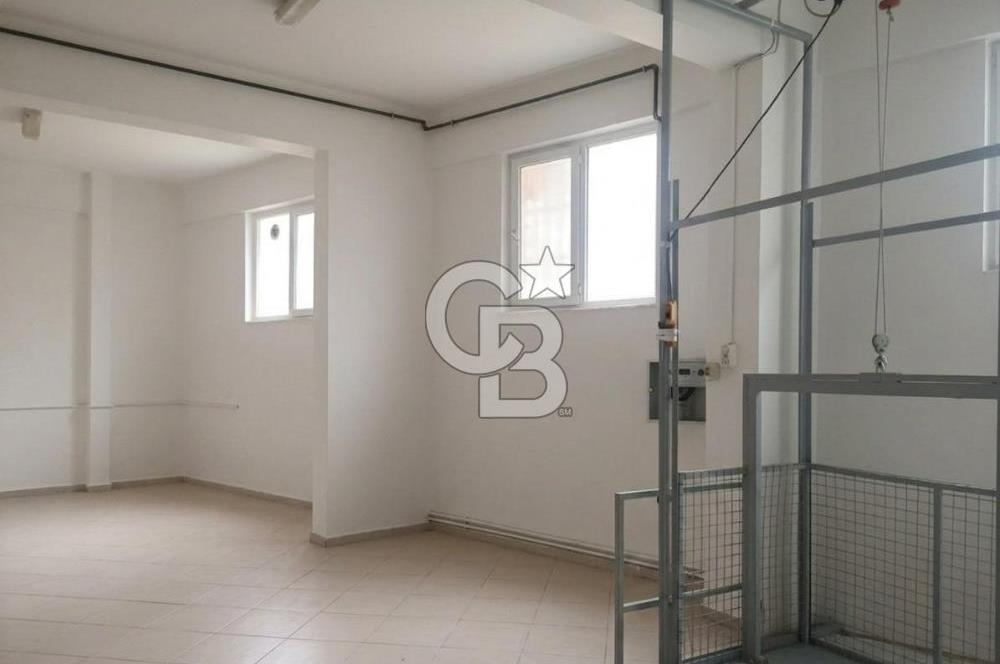 Aydın Efeler/Güzelhisar Mahallesinde Bulvara Çok Yakın 226,61 m2 Satılık Depolu Dükkan