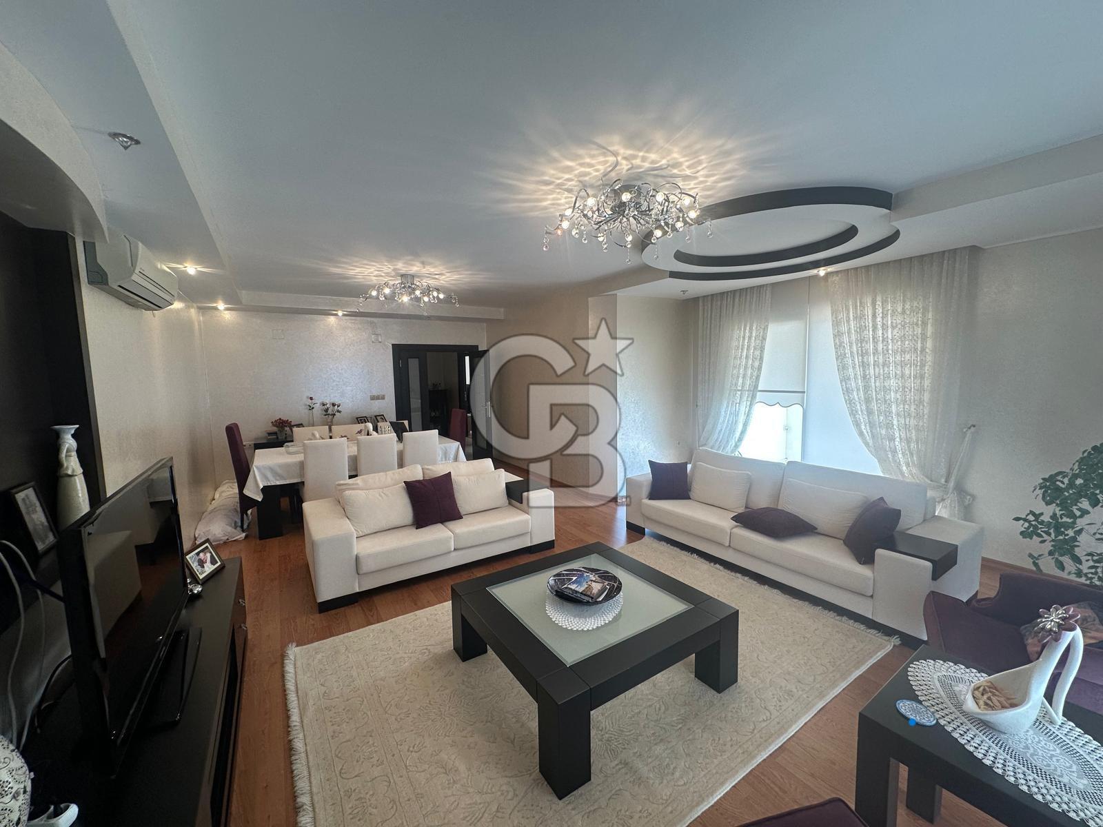 Mersin Yenişehir Mirapark Sitesinde Satılık Geniş 4+1