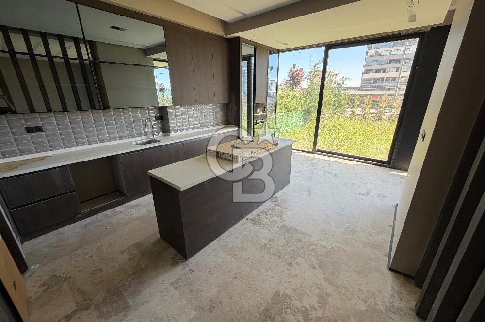 Yaşamkent Merkezde Kiralık 5+1 Lüks Villa
