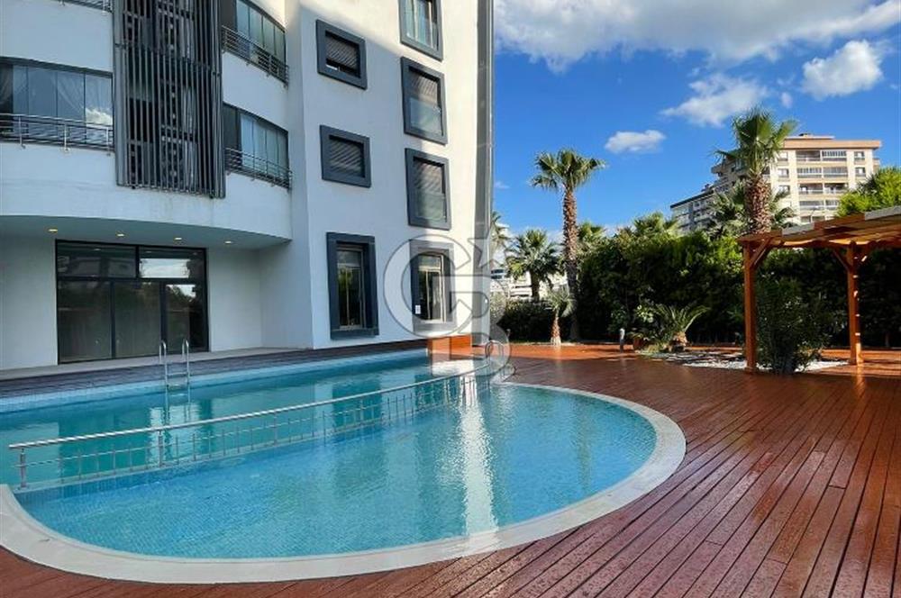Karşıyaka Örnekköyde Kiralık Lüks 3+1 Rezidans Daire
