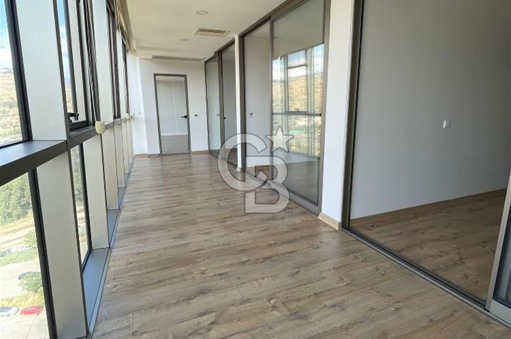 Karşıyaka Örnekköyde Kiralık Lüks 3+1 Rezidans Daire