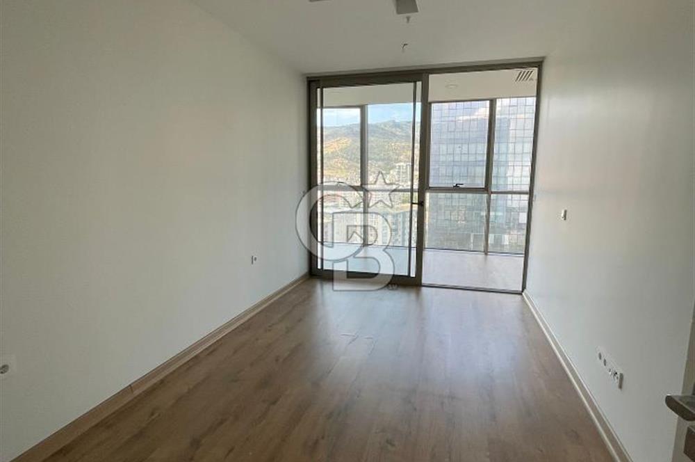 Karşıyaka Örnekköyde Kiralık Lüks 3+1 Rezidans Daire