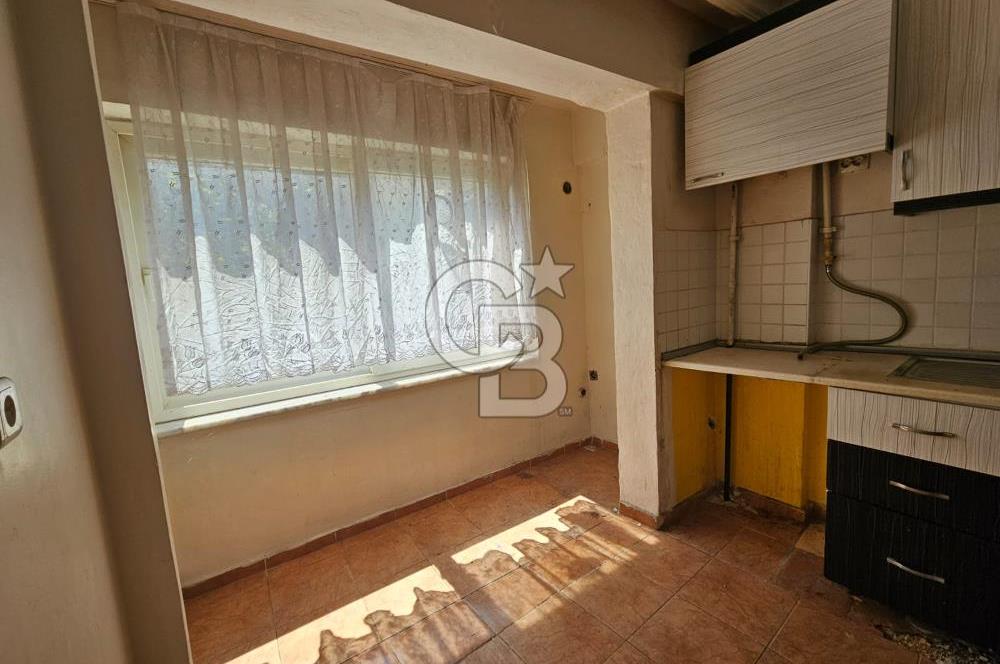 Ünalan Mahallesinde Metroya Komşu Satılık 5+2 Dubleks Daire