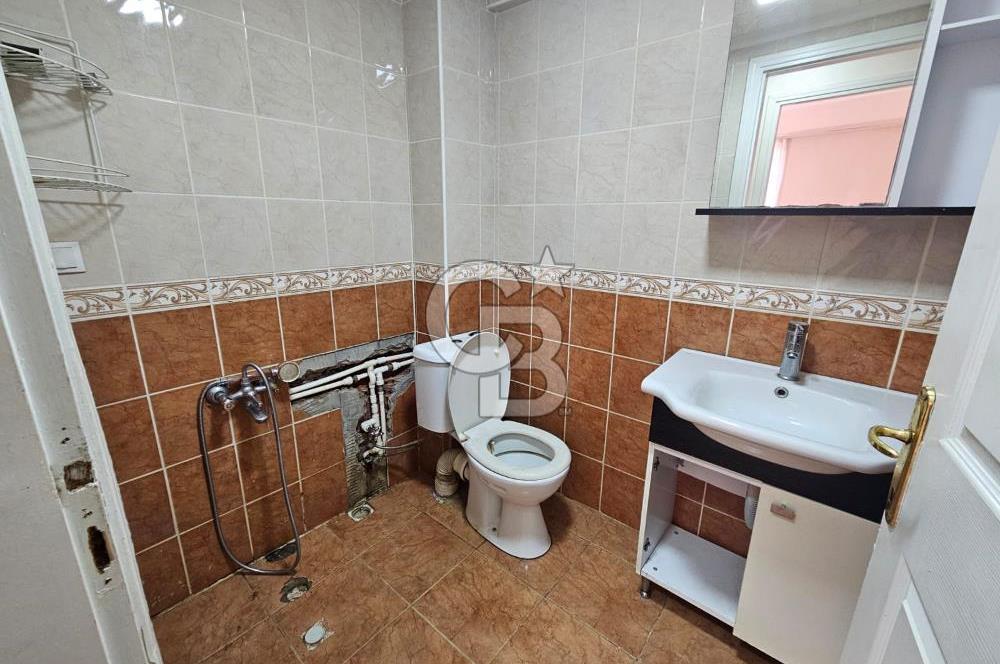 Ünalan Mahallesinde Metroya Komşu Satılık 5+2 Dubleks Daire
