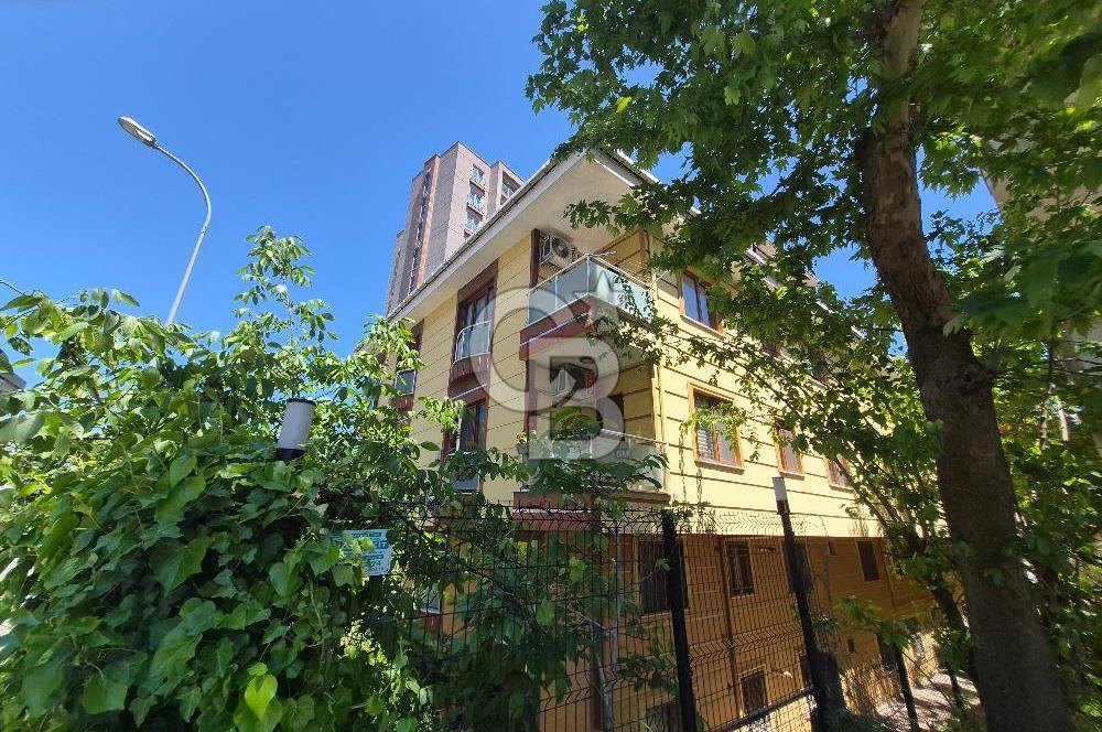 Ataşehir Atatürk mahallesinde 2+1 metroya yakın kiralık daire