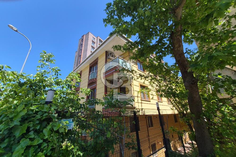 Ataşehir Atatürk mahallesinde 2+1 metroya yakın kiralık daire