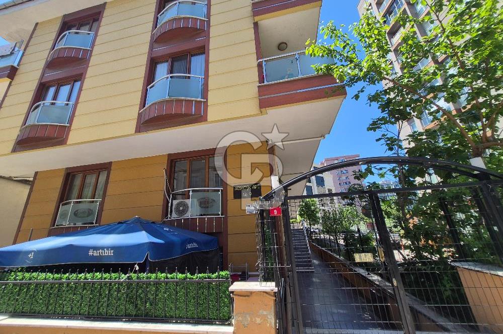 Ataşehir Atatürk mahallesinde 2+1 metroya yakın kiralık daire
