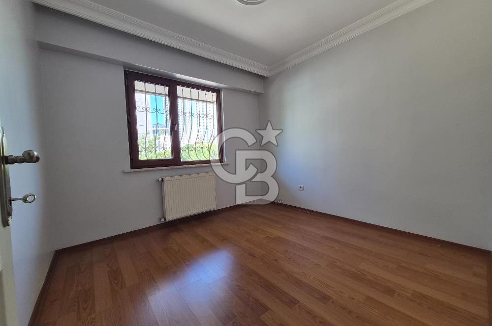 Ataşehir Atatürk mahallesinde 2+1 metroya yakın kiralık daire